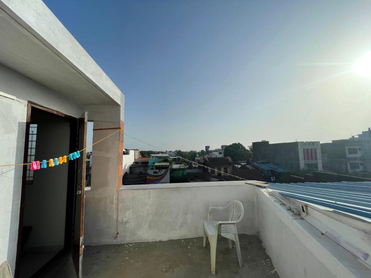 Shree Sadguru Krupa Yatri Niwas Vila Colhapur Exterior foto